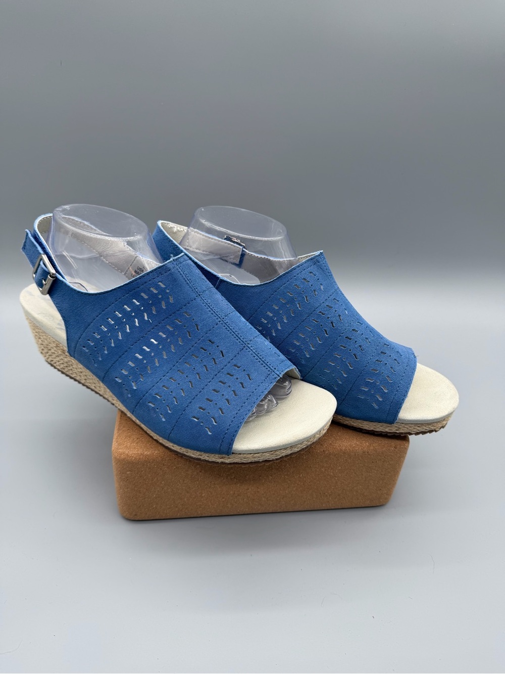Women’s US 9.5 (EE WIDTH) Propet Marlo Ortho Sandals NeW!